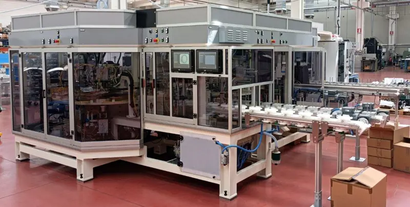 Flange / baseplate forming, punching and joining machine